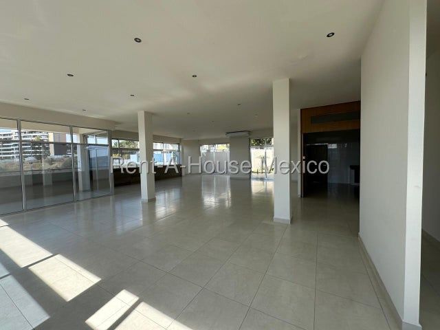place photo 39