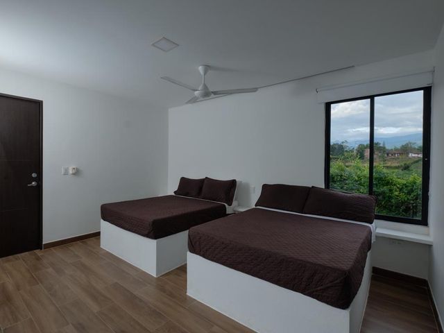 place photo 86