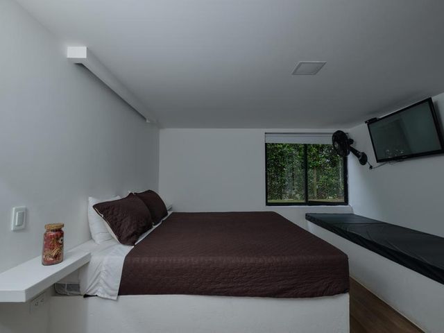 place photo 87