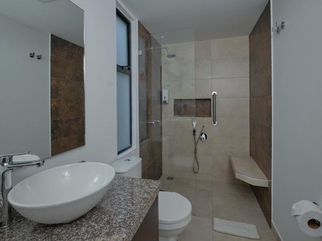 place photo 94