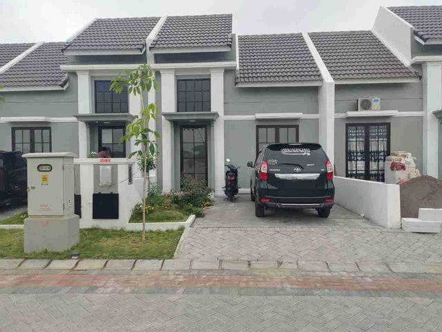 HOT ITEM* 🔥
🏕️ *Rumah Sidoarjo*
📍 *Perum Taman Anggun Sejahtera, Bendotretek*