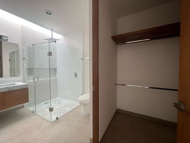 place photo 56