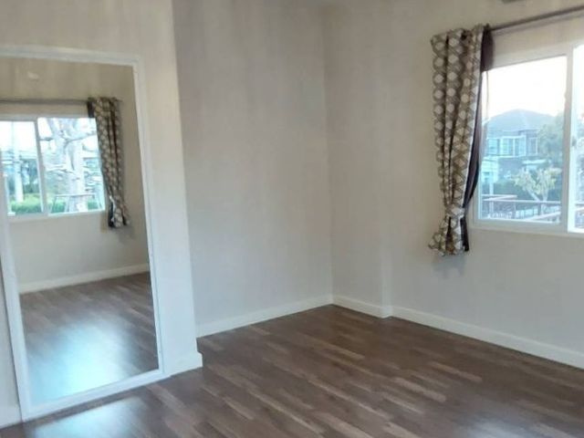 place photo 51
