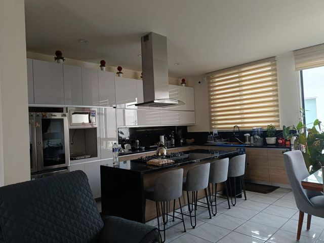 place photo 51