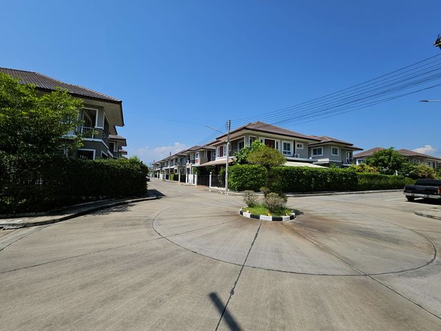 place photo 65
