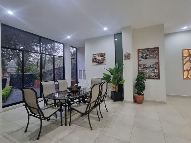 place photo 82