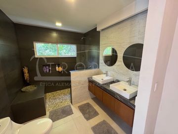 place photo 97