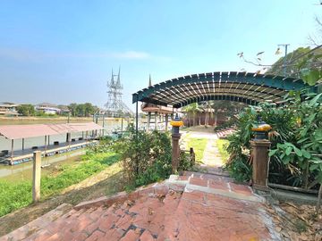 place photo 51