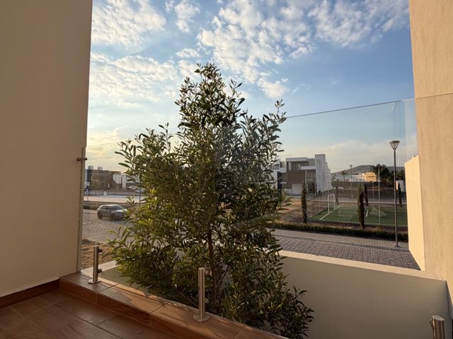 place photo 52