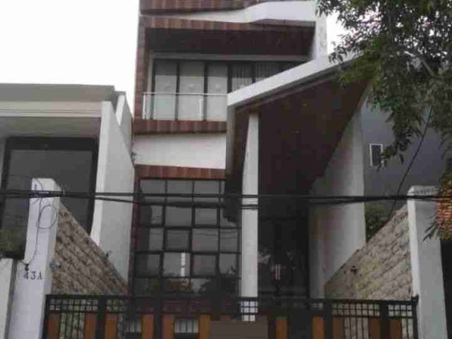 SEGERA LELANG* 🔥 
🏢 *Ruko Surabaya*
📍 *Nol Jalan Embong Cerme, Genteng*