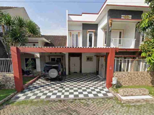 🔥 *Hot Item* 🔥
🏕️ *Rumah Sidoarjo* 
📍 *Perumahan Graha Regency