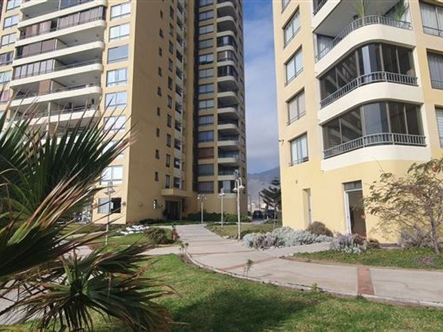 SE VENDE DEPARTAMENTO EN CONDOMINIO, HERMOSA VISTA AL MAR 3D 2B 1E 1B, ANTOFAGASTA