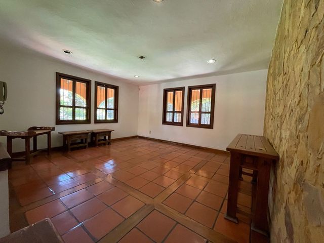 place photo 59