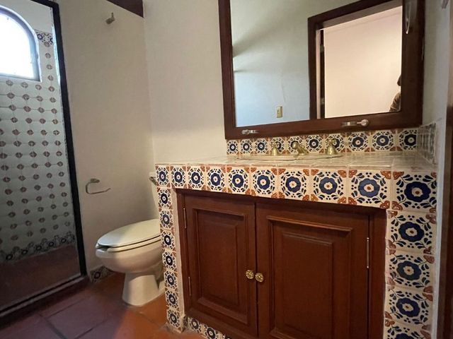 place photo 109