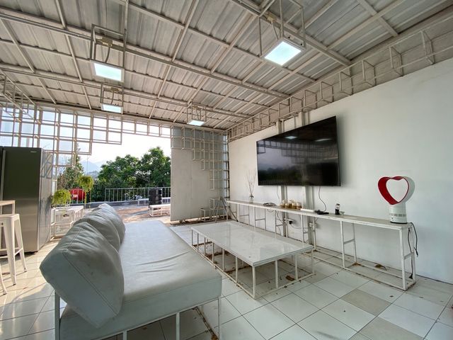 place photo 56