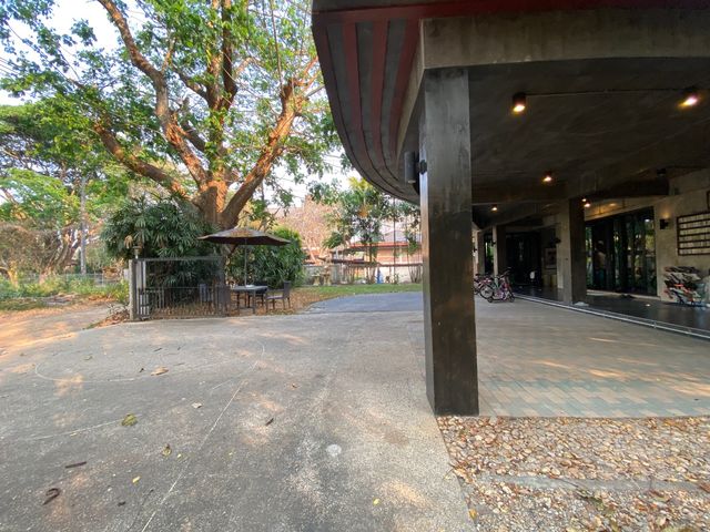 place photo 87