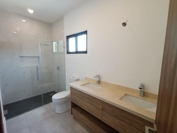 place photo 60