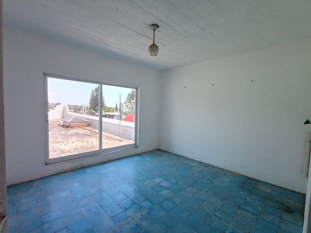 place photo 54