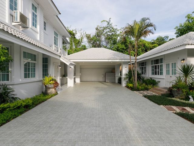 place photo 66
