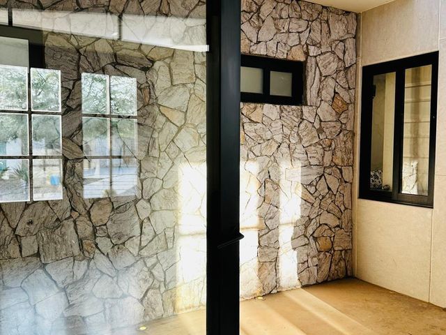 place photo 49