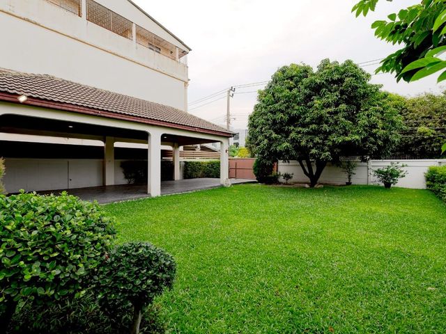 place photo 55