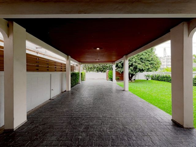 place photo 58
