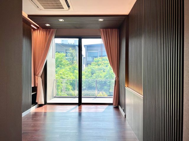 place photo 84