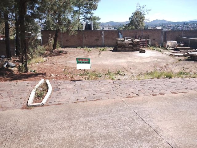 VENTA DE 2 TERRENOS PLANOS DE 10X20=200M2 CADA UNO, EN FRACC. TEJONES ALTOZANO, ESTAN JUNTOS Y SE PUEDEN VENDER JUNTOS O SEPARADOS CADA UNO