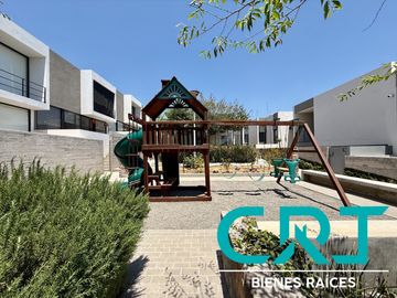 place photo 52