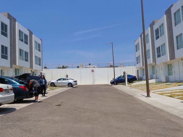 place photo 32