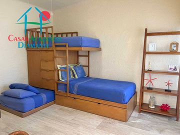 place photo 60