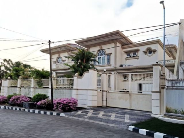 Rumah Bintang Diponggo Strategis, Siap Huni, Furnish