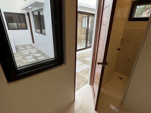 place photo 52