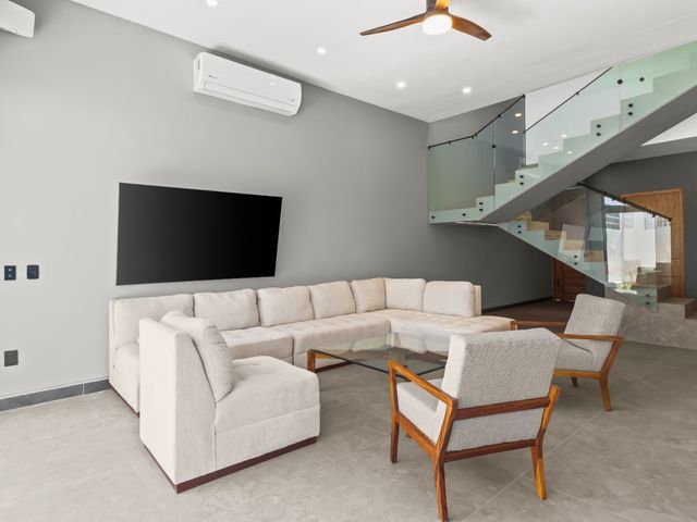 place photo 71