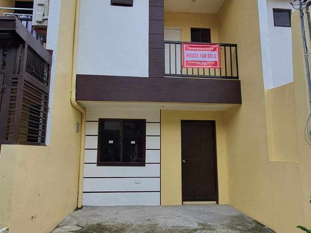 For Sale townhouse in San Jose Delmonte Bulacan 1.5M 40sqm 2BR 2T&B  Tanawin road San Jose Del Monte City, Bulacan,