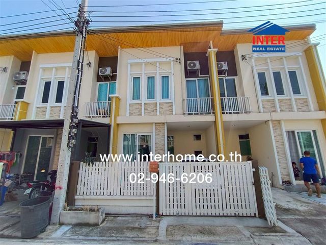 place photo 18