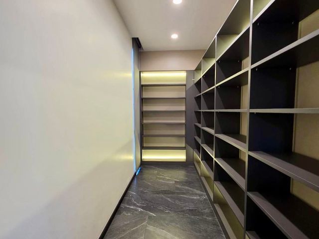 place photo 61