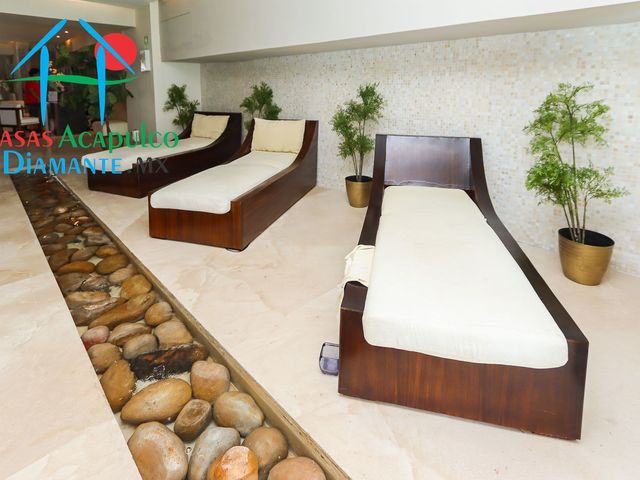 place photo 76