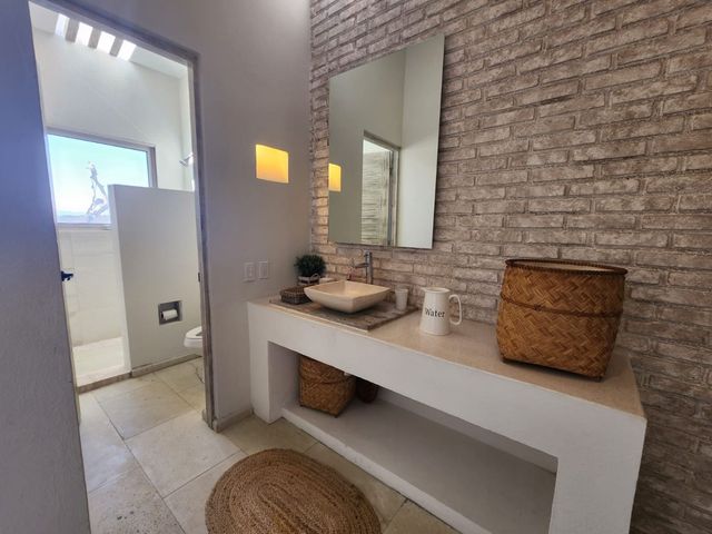 place photo 44