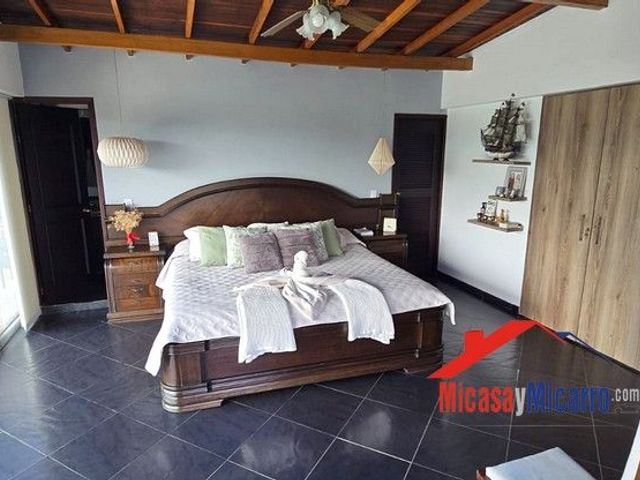 place photo 62