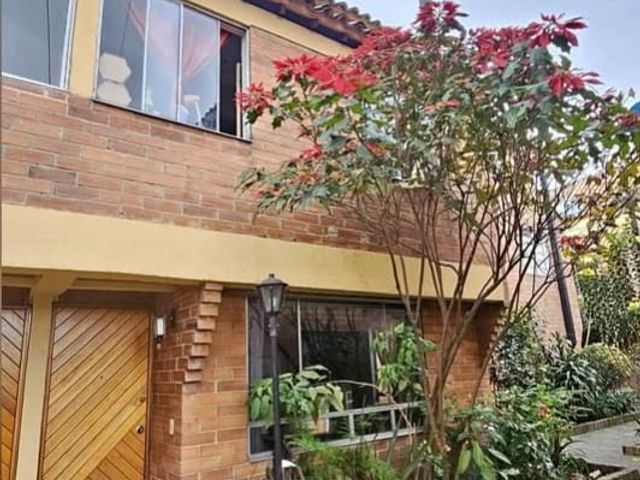 Hermosa casa en Chia para venta