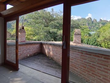 place photo 52
