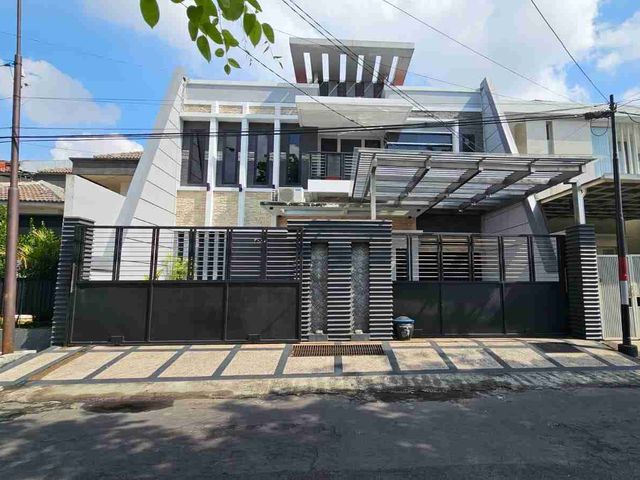HOT ITEM 🔥
🏡 Rumah Surabaya
📍 Kertajaya Indah