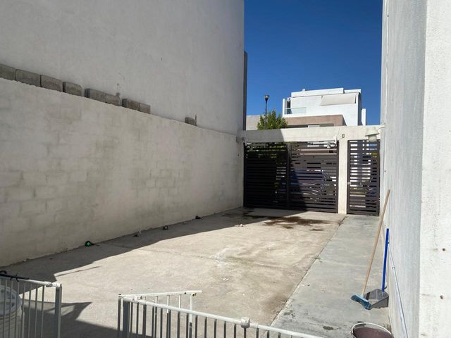 place photo 63
