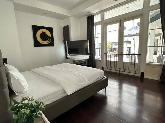 place photo 57