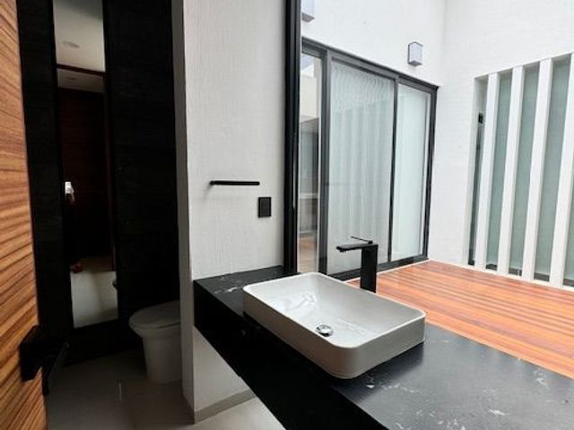 place photo 37