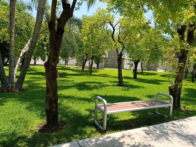 place photo 34