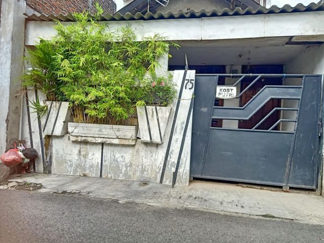 Rumah Dijual Petemon Sidomulyo Sawahan Surabaya