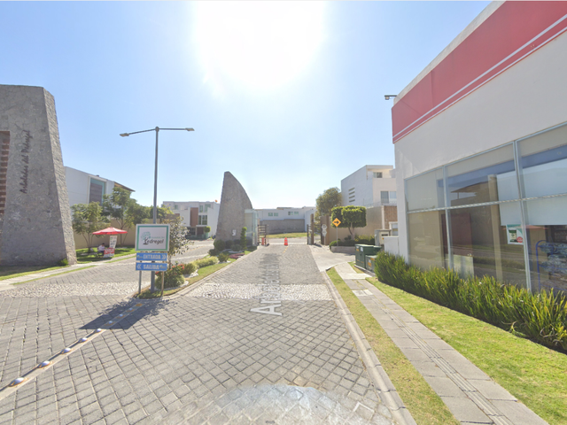 place photo 19