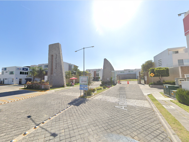 place photo 21